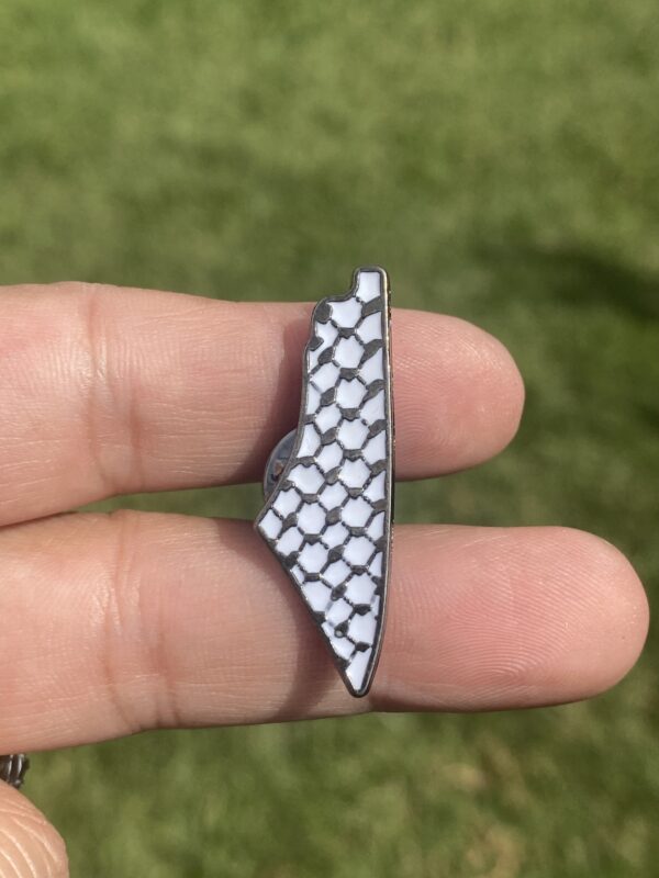 Keffiyeh Map Brooch - Image 2
