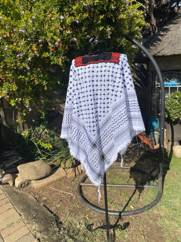 Keffiyeh cape - Image 3